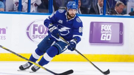 Kučerova atgriešanās sadusmojusi vairākus NHL klubu vadītājus