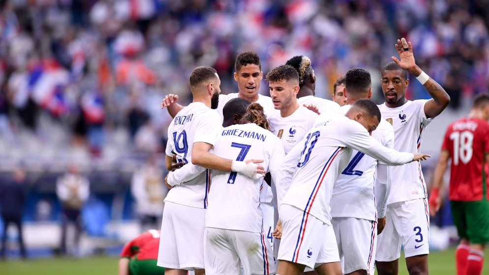 Pēc piecu gadu pauzes atgriežas Eiropas čempionāts futbolā: kas spēs titulu izcīnīt šogad, vai kāds pārsteigs?